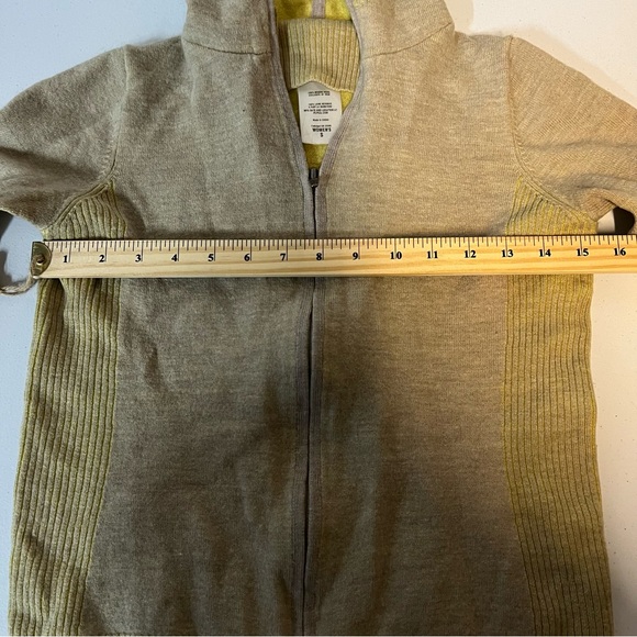 PATAGONIA Full Zip Jacket Cardigan Sweater with hood merino wool Size Small S - Picture 11 of 12